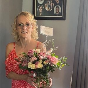 Meet your Posher, Debra